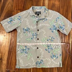 Kids XL button front Hawaiian shirt, EUC